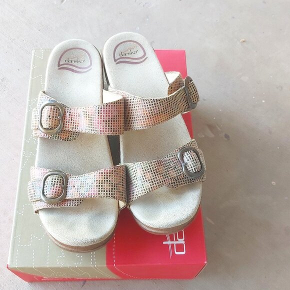 Dansko Sofhie size 38 / size 7 - Picture 1 of 4